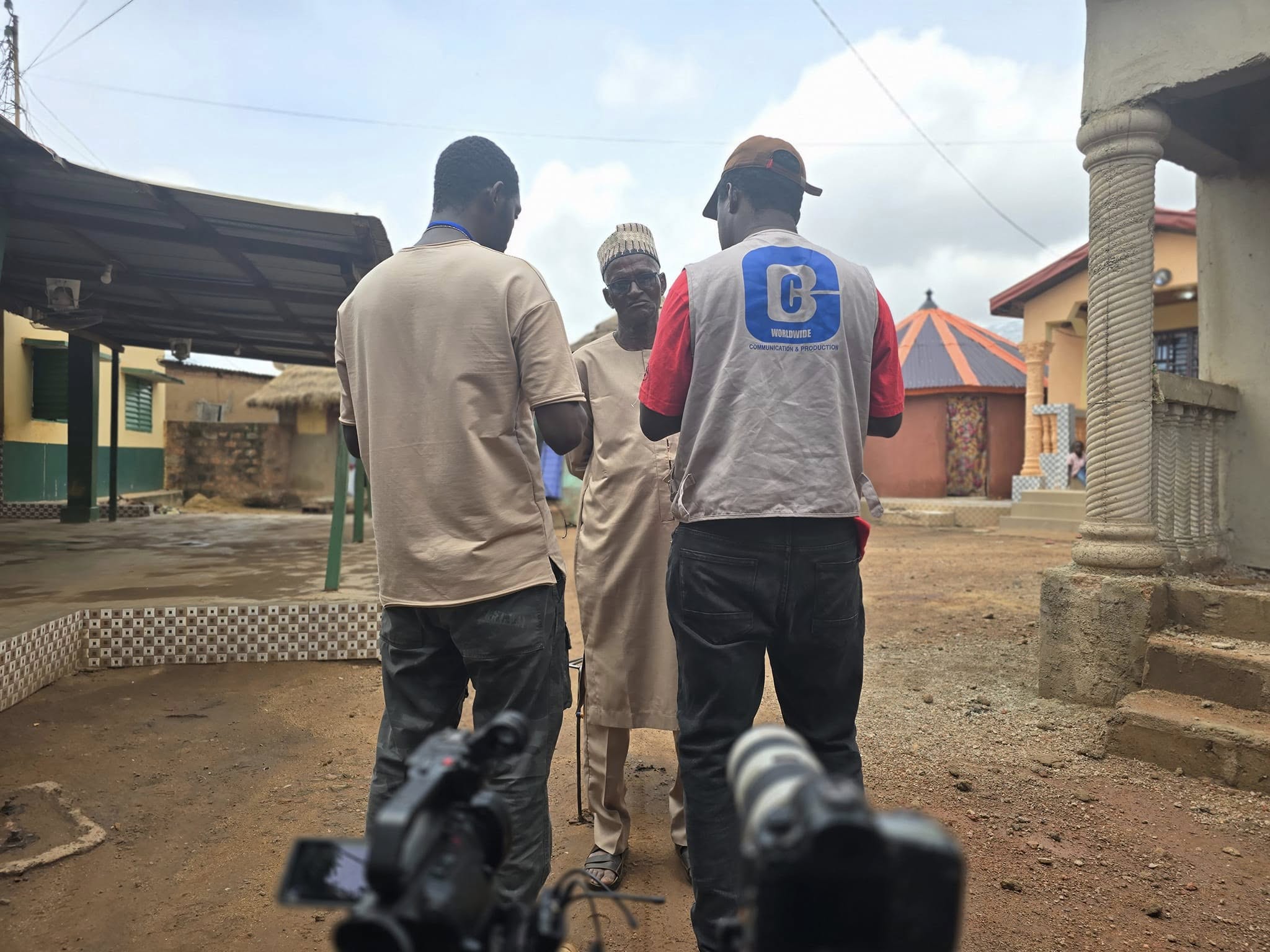 Équipe CBC Worldwide documentaire et vidéo institutionnelle en Guinée